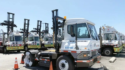 Lộ diện nhà thầu trúng gói mua 17 xe đầu kéo của Dịch vụ Hàng hóa Nội Bài