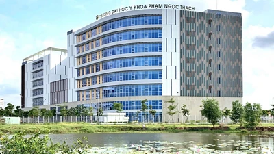 Nữ sinh trường y và câu chuyện ly kỳ như trong phim