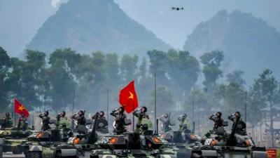 Tối nay, tổng hợp luyện diễu binh, diễu hành lần 2 tại Quảng trường Ba Đình