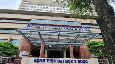 Gói thầu 4,6 tỷ tại Bệnh viện ĐHYD TP.HCM: 'Ông lớn' bỏ giá cao nhất trúng thầu