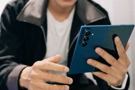 Galaxy Z Fold7 biến điện thoại thành workstation bỏ túi 