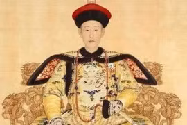 Gia Khánh kém tài anh trai, Càn Long vẫn chọn, vì sao?