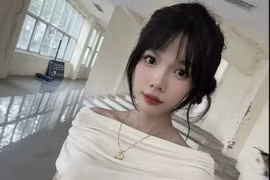 Nữ streamer Free Fire sở hữu 6,5 triệu follow gây sốt cõi mạng 