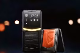 Điện thoại gập hơn nửa tỷ "đổ bộ" Việt Nam, đại gia ráo riết lùng 