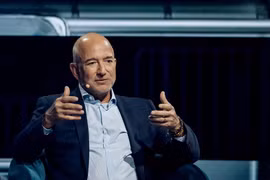 Jeff Bezos trở lại làm CEO startup AI Project Prometheus