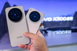 vivo X300 Pro với camera tele 200MP, pin khủng, giá chỉ từ 16 triệu