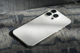 iPhone 16 Pro Max cũng bị bẻ khóa iCloud, “thành trì Apple” sụp đổ