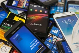 Hàng loạt tiệm sửa điện thoại ở Trung Quốc đóng cửa bất ngờ