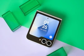 Galaxy Z Flip 7 FE: Màn ra mắt thất thế vì “cái bóng” cũ
