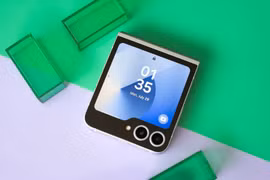 Galaxy Z Flip 7 FE: Màn ra mắt thất thế vì “cái bóng” cũ