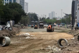 Đường vành đai 1 đoạn Hoàng Cầu - Voi Phục sau 3 tháng thi công