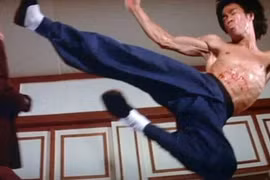 10 tuyệt kỹ võ nghệ đỉnh cao của Lý Tiểu Long trên màn ảnh nhỏ