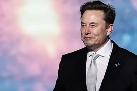 Elon Musk hé lộ ý tưởng AI đấu LMHT, fan gọi tên T1 