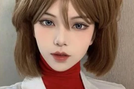 Cosplay Ai Haibara phiên bản trưởng thành gây sốt mạng