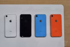 Apple bất ngờ tung bản vá cho iPhone XR, XS đã cũ