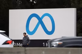 Meta phản bác cáo buộc dùng phim người lớn huấn luyện AI