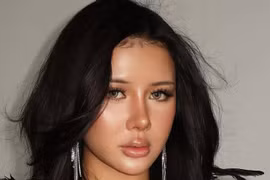 Xuân Ca hóa thiên thần bóng đêm khiến fan “thở không nổi” 