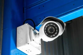 Camera an ninh quay lén người nổi tiếng, cảnh báo bảo mật