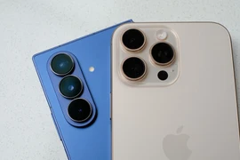 Galaxy Z Fold7 dám làm điều Apple không dám làm