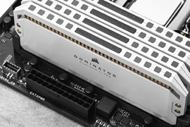 Giá DRAM tăng phi mã vượt mặt vàng khiến giới công nghệ choáng