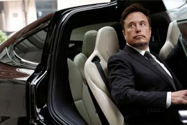 Tỷ phú Elon Musk đối mặt loạt kiện vì quảng cáo tự lái Tesla