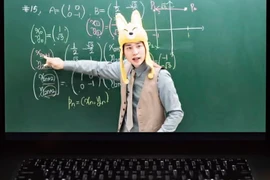 Giáo viên Hàn Quốc đổ xô làm YouTuber