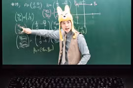 Giáo viên Hàn Quốc đổ xô làm YouTuber