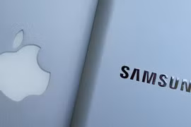 Sau hơn một thập kỷ, Apple đã vượt Samsung để giành ngôi vương smartphone toàn cầu.