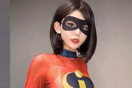 Màn cosplay Elastigirl nóng bỏng nhất hành tinh khiến fan choáng