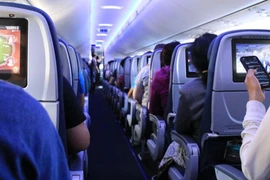 iPhone phồng pin khi bay khiến người dùng lo ngại an toàn