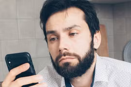 Nhận tin nhắn kiểu này, hãy xóa ngay kẻo mất tiền