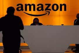 Amazon sa thải 30.000 nhân viên, AI chính thức thay thế con người