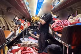 Ô tô 22 chỗ chở 73 khách, tài xế và chủ xe bị phạt hơn 278 triệu