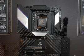 Mainboard MSI CES 2026 gây sốc khi UNIFY-X trở lại, B850 lột xác