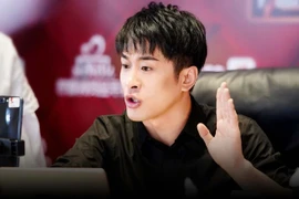 “Vua livestream” Trung Quốc ngã ngựa vì bê bối băng vệ sinh