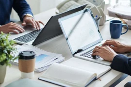 Deloitte lộ bê bối dùng AI viết báo cáo triệu đô