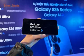 Trên tay Samsung Galaxy S26 Ultra với loạt tính năng “đỉnh cao” năm 2026 