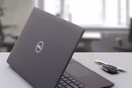 4 laptop văn phòng mỏng nhẹ đáng mua nhất năm 2025 