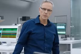 Cha đẻ Apple Silicon phủ nhận tin rời Apple