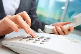 Điện thoại bàn sống dai bất ngờ giữa thời đại smartphone 