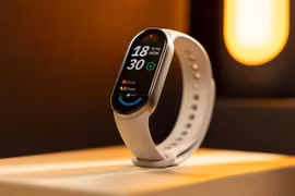 Xiaomi Smart Band 10 pin 21 ngày, điều khiển được nhà
