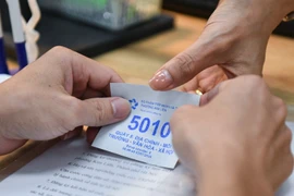 Công chức bị tạm đình chỉ nếu nhũng nhiễu người dân, doanh nghiệp