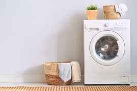 Máy giặt cửa trước hay cửa trên, loại nào tiết kiệm hơn?