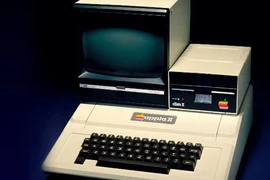 50 năm Apple, từ Apple II đến Vision Pro thay đổi thế giới 