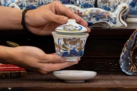 Ý nghĩa, cách sử dụng đúng bát sâm trên bàn thờ gia tiên