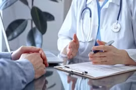 Tin lời AI trấn an, người đàn ông phát hiện ung thư muộn