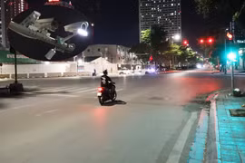 Hình ảnh gây bất ngờ lúc nửa đêm ở tuyến đường vừa lắp thí điểm camera AI