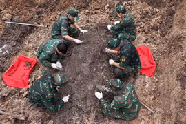Đã tìm thấy 256 hài cốt liệt sĩ cùng 151 bộ di vật tại Công viên Lê Thị Riêng