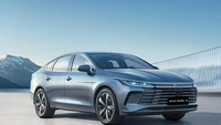 BYD Việt Nam hé lộ mẫu sedan PHEV SEAL 5 2026 mới