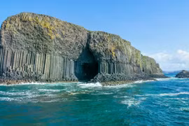 Hang động Scotland- kiệt tác kỳ lạ được tạo nên từ dung nham núi lửa